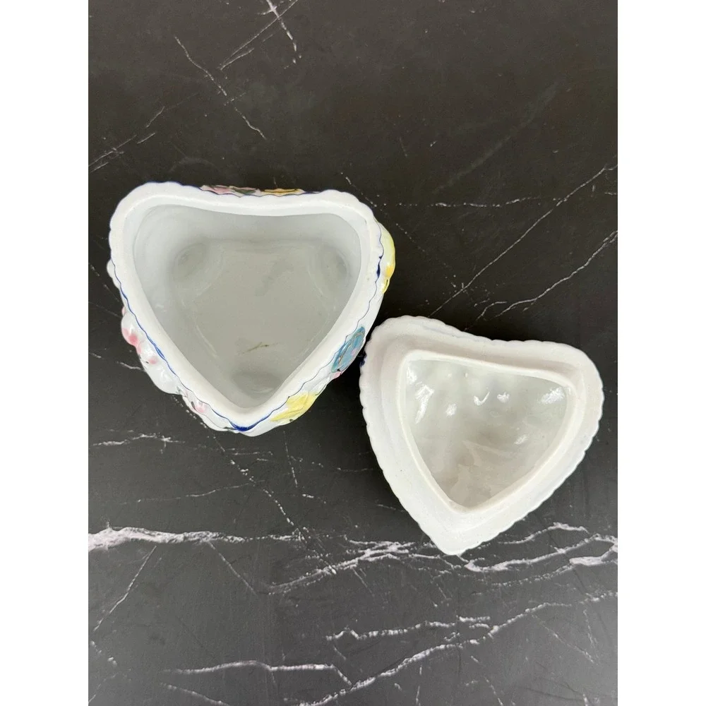 N/A vintage heart